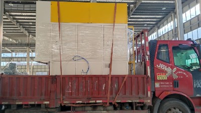 【設備發貨】重慶減震器客戶滾（gǔn）塗機（jī）、江蘇汽（qì）車零部件噴膠機發貨