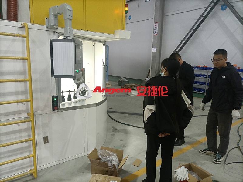 自動噴膠機2 自動噴膠機2