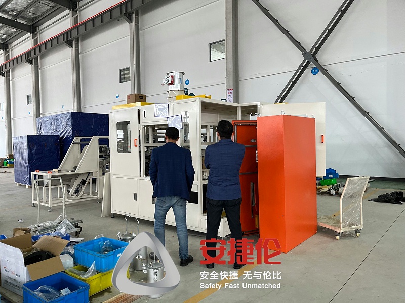 20230331昆山沐春電器(qì)有限公司參觀考察安(ān)捷倫公司和滾噴(pēn)機(jī)1 20230331昆山沐春電(diàn)器有(yǒu)限公司參觀考察榴莲网站公(gōng)司和滾噴機1