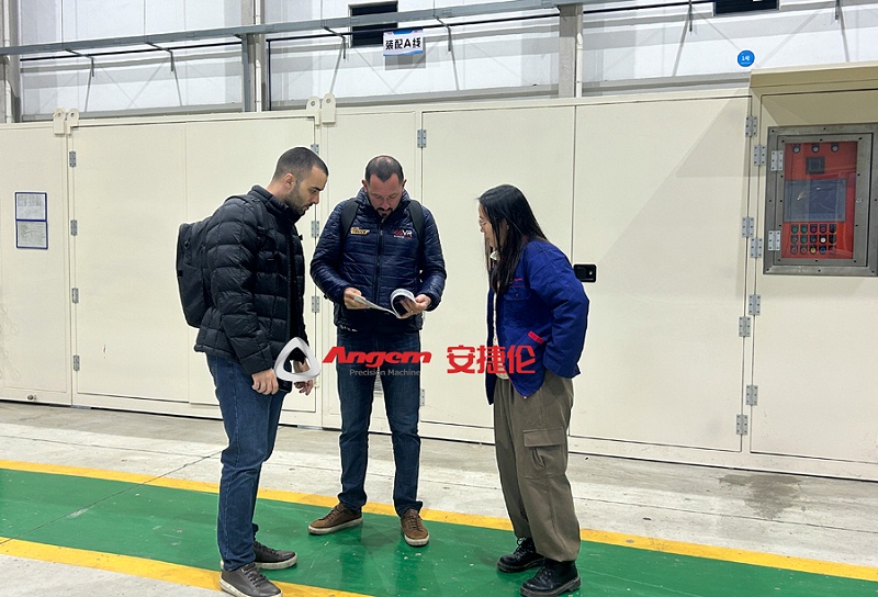 巴西(xī)客戶參(cān)觀設備4 巴西客戶參觀設備4
