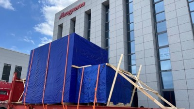 【噴膠機（jī）發貨（huò）】自動噴膠機PZ46發貨巴西橡膠減振客戶