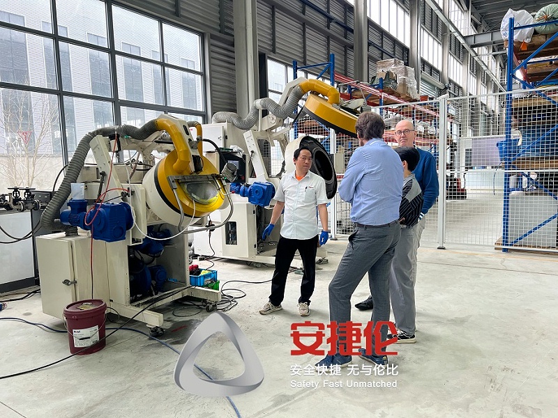 自動滾噴(pēn)機 (5) 自動滾噴(pēn)機 (5)