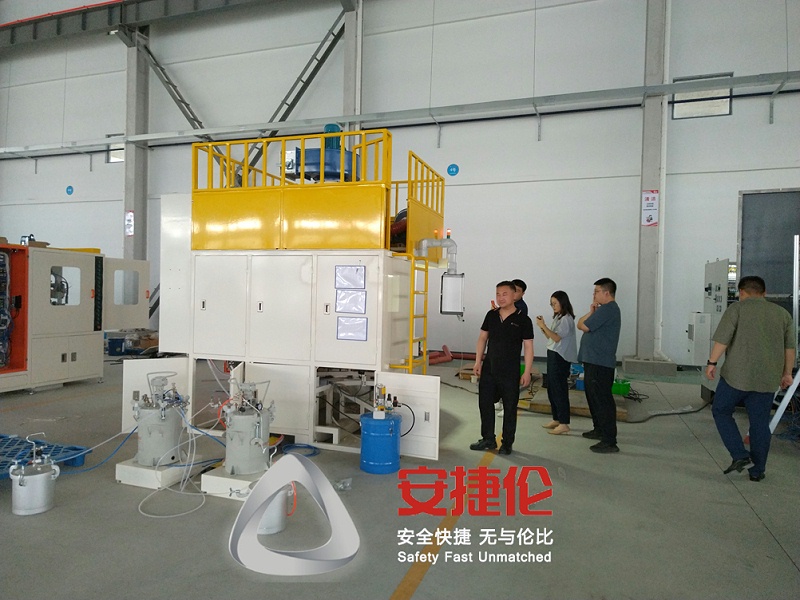 噴膠機 噴(pēn)膠機